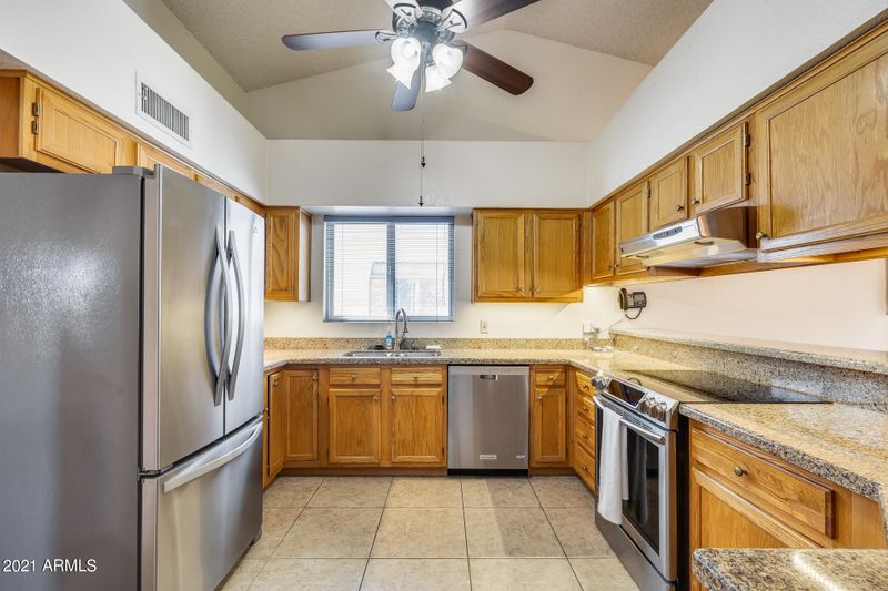 15414 N 39th St, Phoenix, AZ 85032