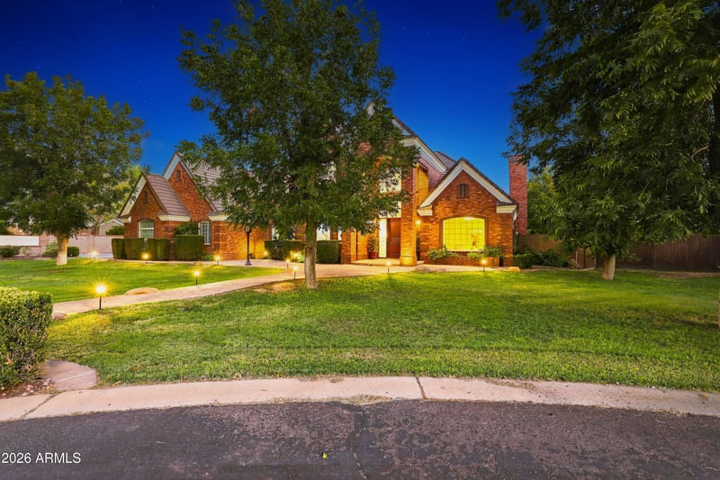 15415 E Pickett Ct, Gilbert, AZ 85298