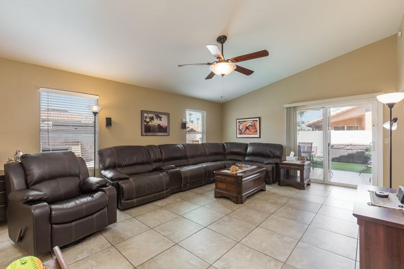 15415 S 36th Pl, Phoenix, AZ 85044