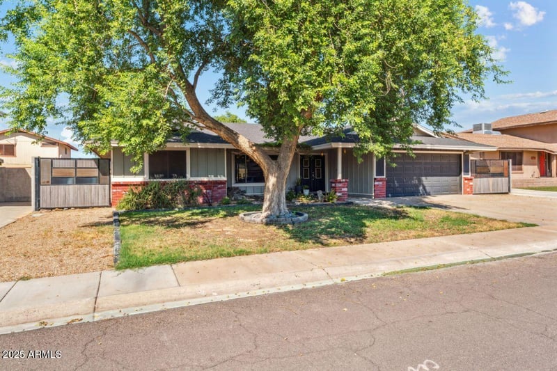 15416 60th Ave, Glendale, AZ 85306