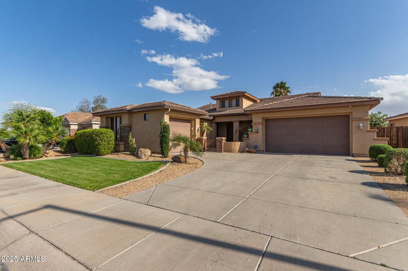15419 Campbell Ave, Goodyear, AZ 85395