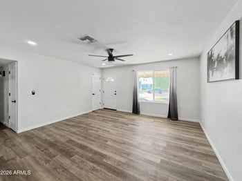 1542 5th Pl, Tempe, AZ 85281