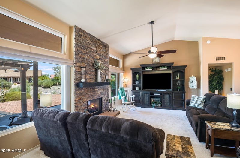 1542 Palm Beach Dr, Chandler, AZ 85249