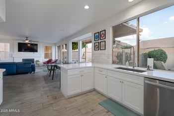 15421 16th Dr, Phoenix, AZ 85045
