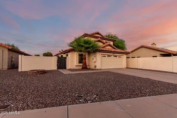 15421 38th St, Phoenix, AZ 85044