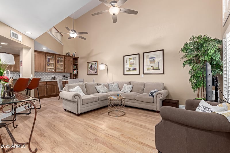 15421 Central Ave, Phoenix, AZ 85022