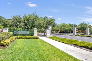 15422 Dahlia Dr, Surprise, AZ 85379