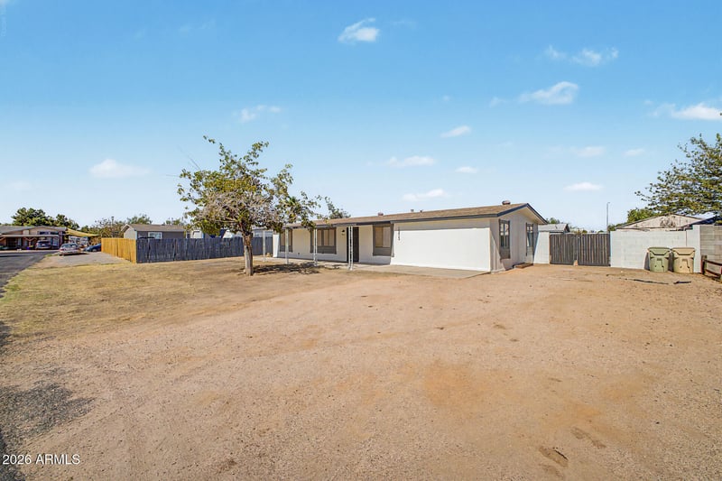 15423 N 69th Dr, Peoria, AZ 85382