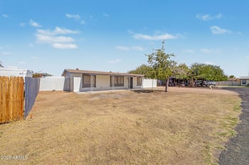 15423 69th Dr, Peoria, AZ 85382