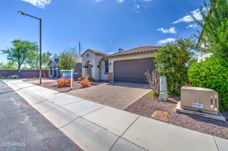 15424 22nd Ln, Phoenix, AZ 85023
