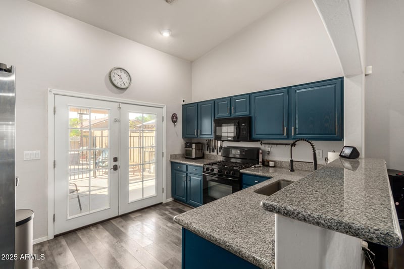 15425 Hope Dr, Surprise, AZ 85379