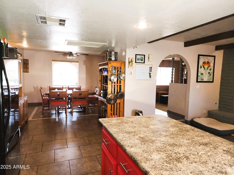 15427 2nd Ave, Phoenix, AZ 85023