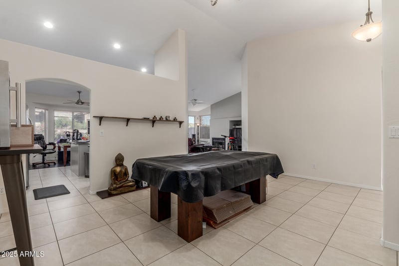 15427 6th Dr, Phoenix, AZ 85045