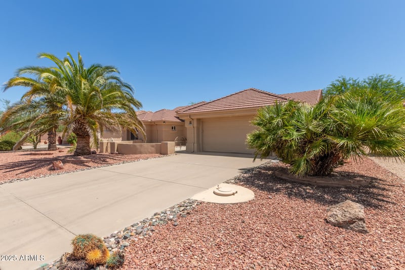 15427 Heritage Dr, Sun City West, AZ 85375