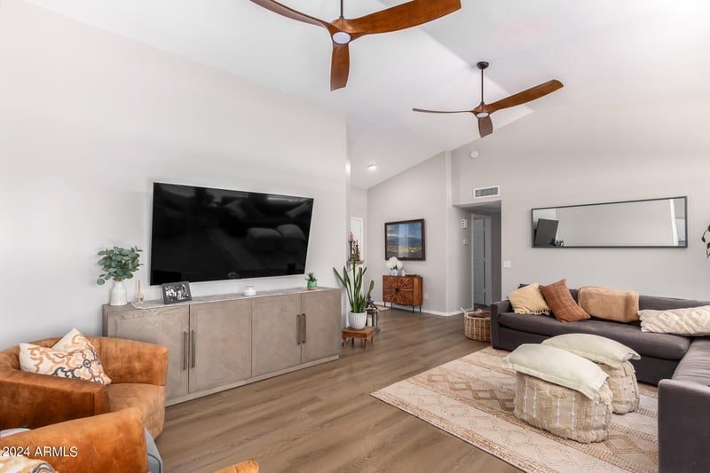 1543 Gleneagle Dr, Chandler, AZ 85249
