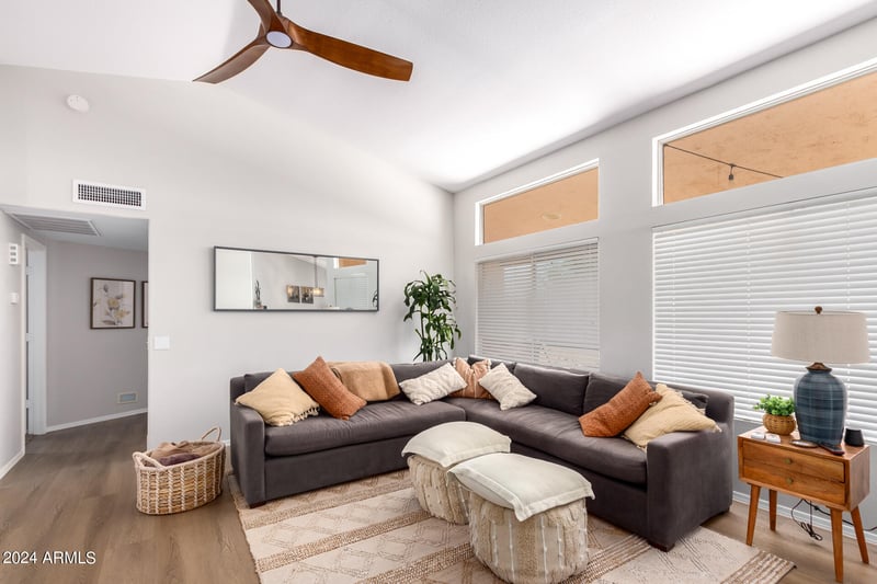 1543 Gleneagle Dr, Chandler, AZ 85249