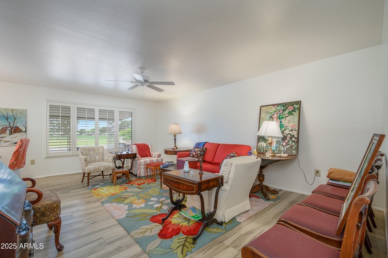 15430 Bowling Green Dr, Sun City, AZ 85351