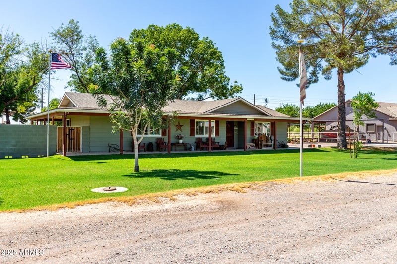 15430 Ray Rd, Gilbert, AZ 85296