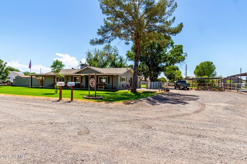 15430 Ray Rd, Gilbert, AZ 85296