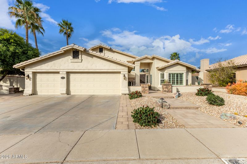 15430 S 26th Way, Phoenix, AZ 85048
