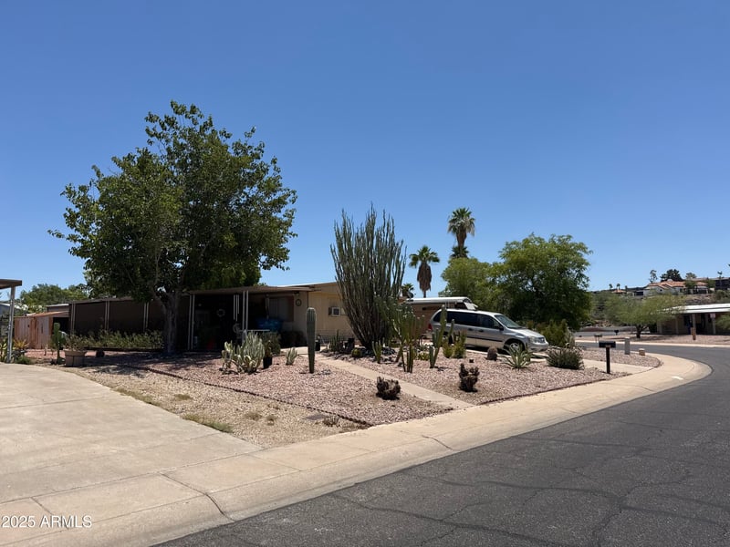 15431 16th Dr, Phoenix, AZ 85023