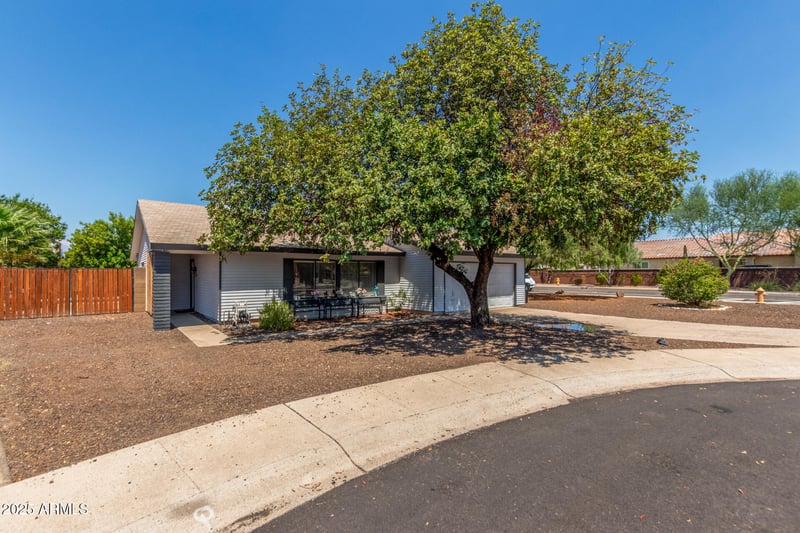 15436 23rd Ave, Phoenix, AZ 85023
