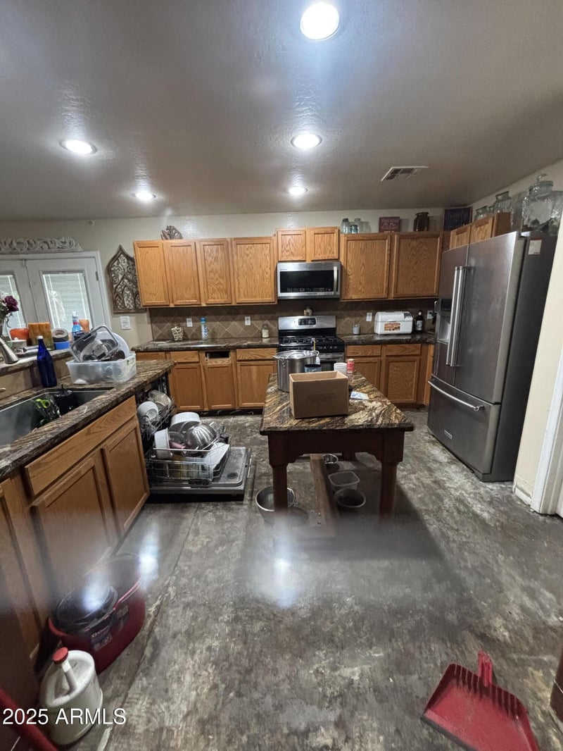 15437 170th Ct, Surprise, AZ 85388