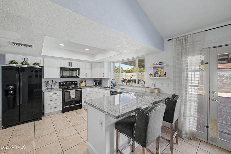 15437 30th Ave, Phoenix, AZ 85053