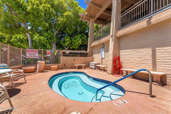 1544 Driftwood Dr, Tempe, AZ 85283
