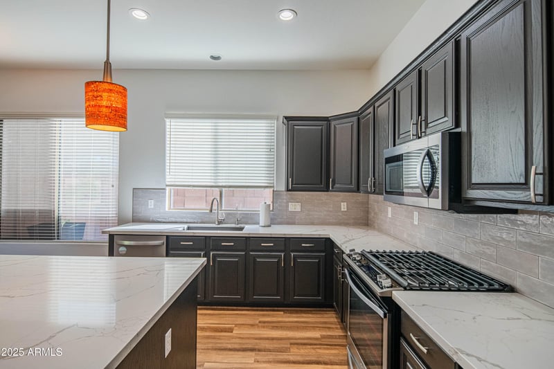 1544 Grand Canyon Dr, Chandler, AZ 85249