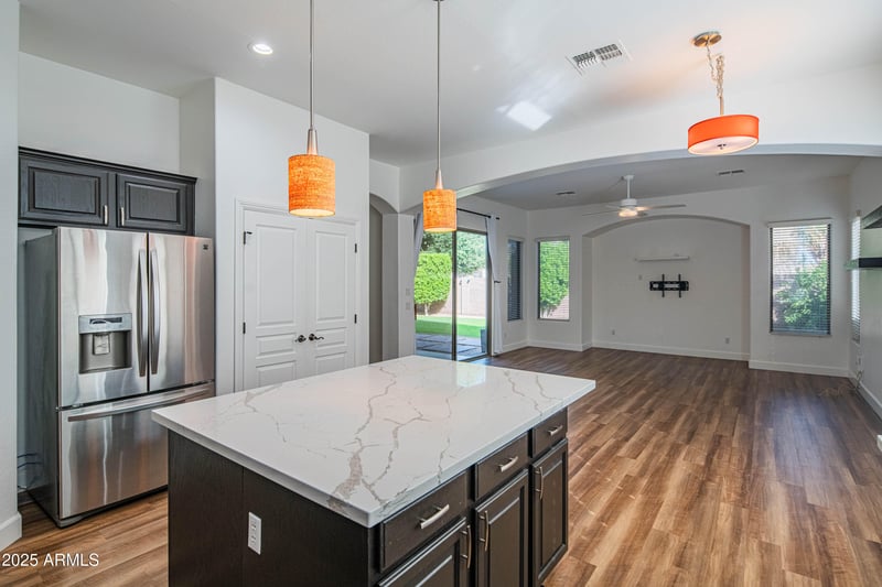 1544 Grand Canyon Dr, Chandler, AZ 85249
