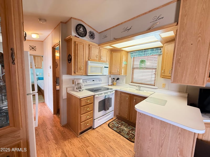 1544 Yurok --, Apache Junction, AZ 85119