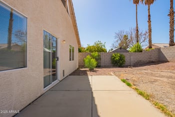 15440 Mauna Loa Ln, Surprise, AZ 85379