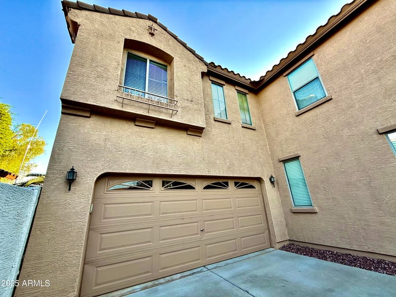 15446 Jenan Dr, Surprise, AZ 85379