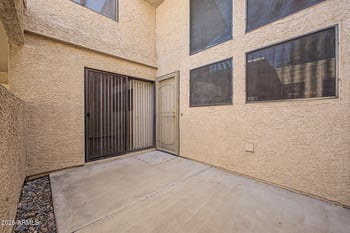15447 1st Pl, Phoenix, AZ 85022
