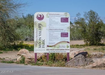 15447 1st Pl, Phoenix, AZ 85022