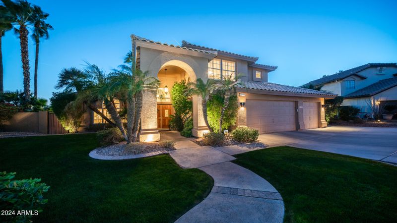 1545 E Briarwood Ter, Phoenix, AZ 85048