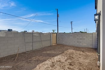 1545 Hadley St, Phoenix, AZ 85007
