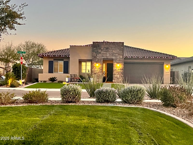 1545 Powell Way, Gilbert, AZ 85298