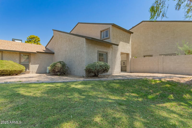15450 2nd Pl, Phoenix, AZ 85022