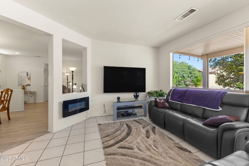 15456 Camino Estrella Dr, Surprise, AZ 85374