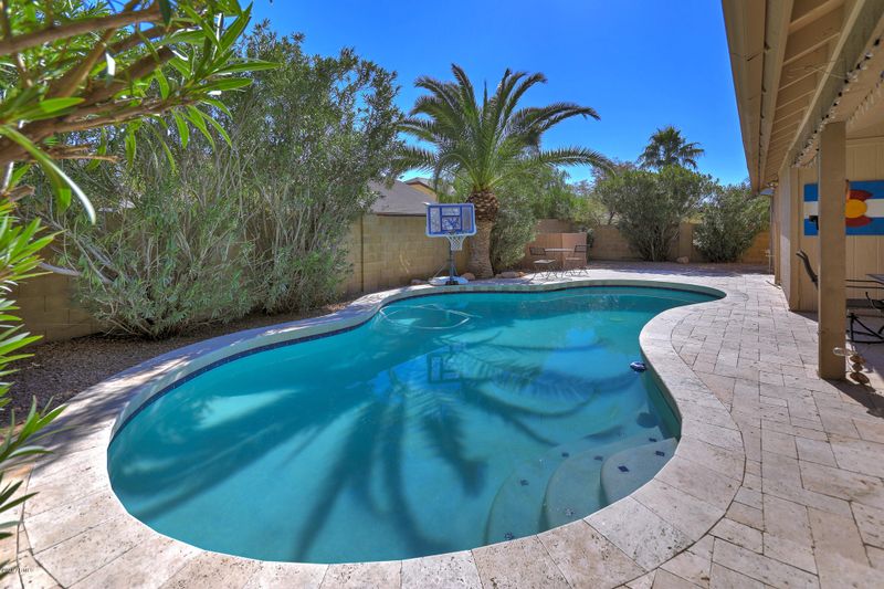 15457 N 38th Way, Phoenix, AZ 85032
