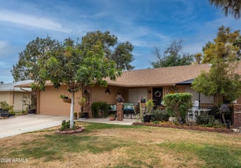 15458 Lakeforest Dr, Sun City, AZ 85351