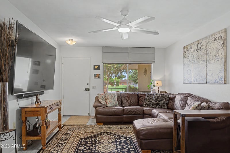 15458 Lakeforest Dr, Sun City, AZ 85351
