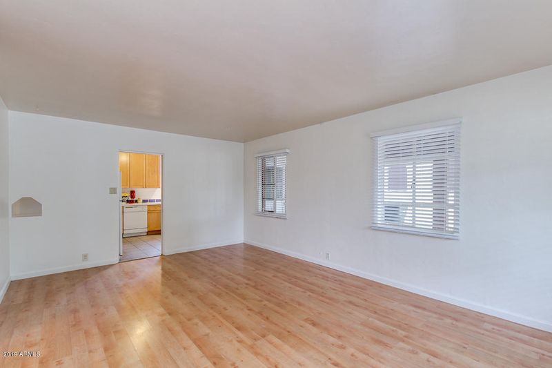 1546 E Cheery Lynn Rd, Phoenix, AZ 85014