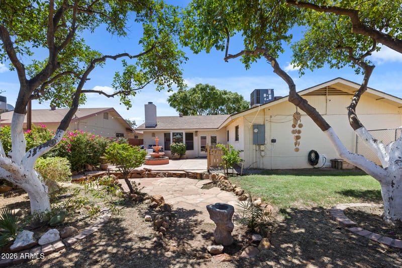 1546 E Flower Cir, Mesa, AZ 85204