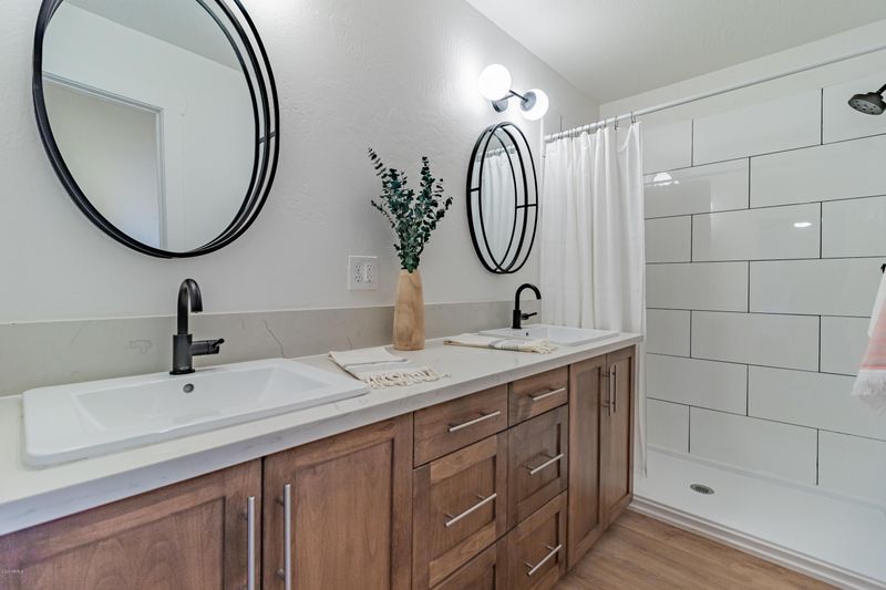 1546 E Pierce St, Phoenix, AZ 85006