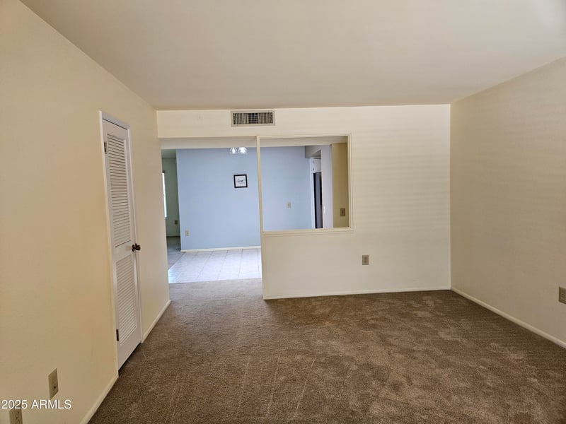 15462 Lakeforest Dr, Sun City, AZ 85351