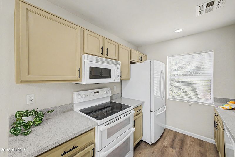 15465 W Port Royale Ln, Surprise, AZ 85379