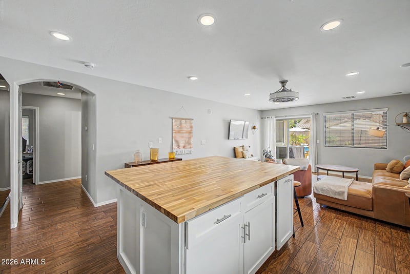 15465 Shangri La Rd, Surprise, AZ 85379